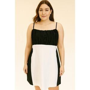 Torrid sz 22 black white slimming dress midi formal lined preppy classy stretch
